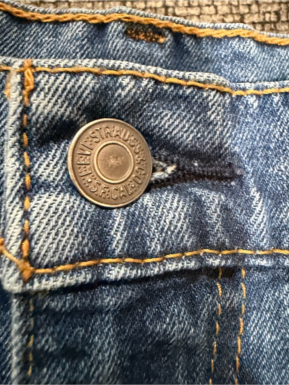 Levi's Women's Light Blue Straight-Leg Jeans - Picture 3 of 5